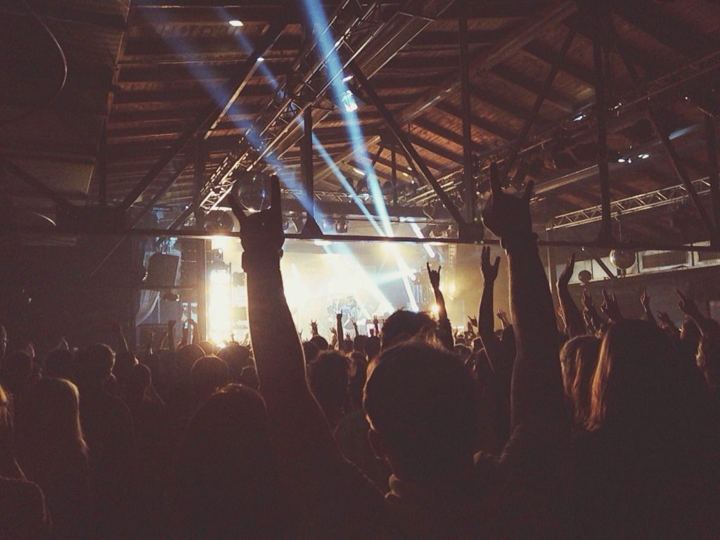 Which genres attract the biggest audiences at live music shows?